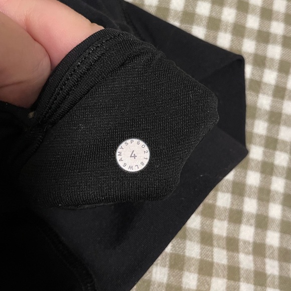 lululemon leggings - Picture 3 of 3